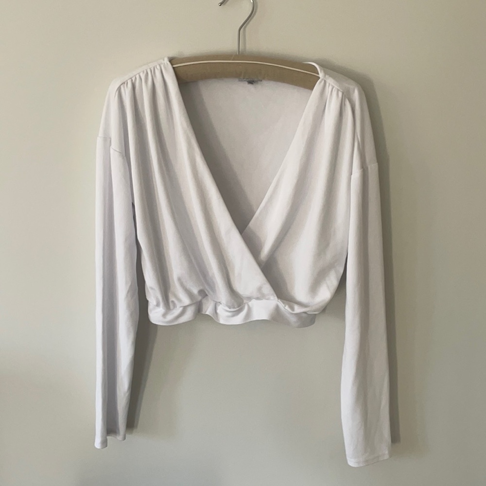 Long sleeve plunge crop top